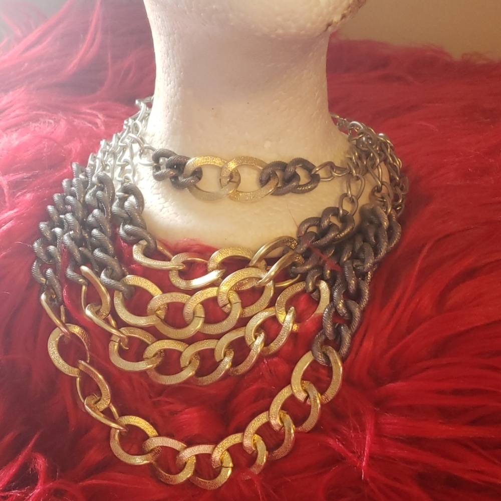 Grey and gold tiered necklace